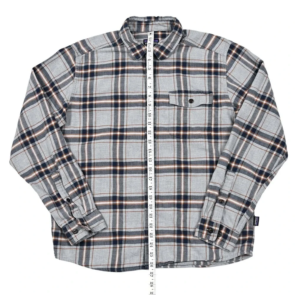 Patagonia Men's M Fjord Flannel L/S Lightweight‎ Shirt Plaid Style 54020 Hiking